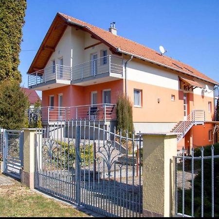 شقة زلاكاروس  في Bonita Apartmanhaz المظهر الخارجي الصورة