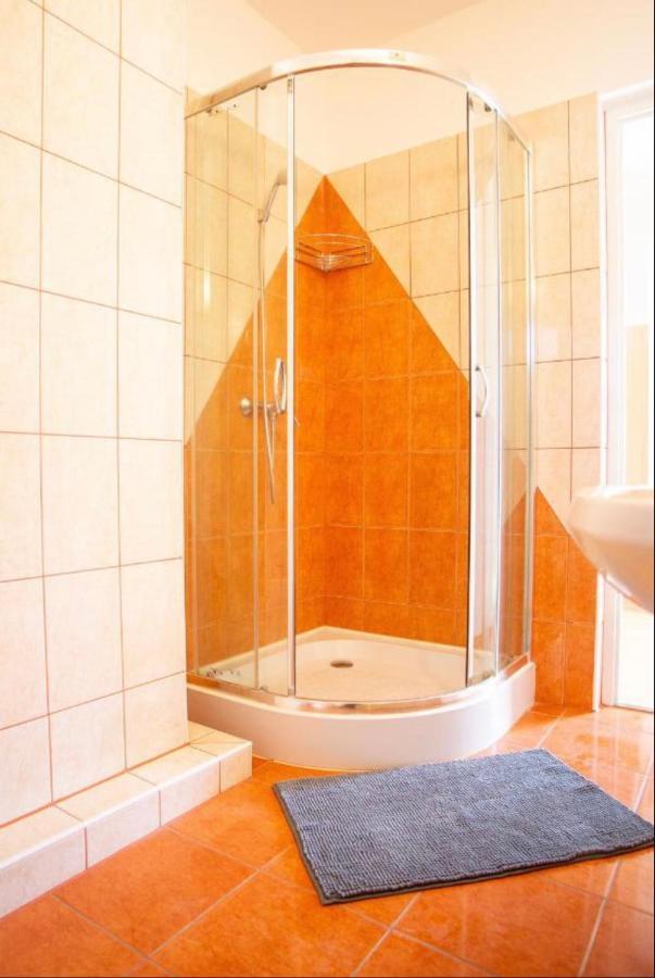 شقة زلاكاروس  في Bonita Apartmanhaz المظهر الخارجي الصورة