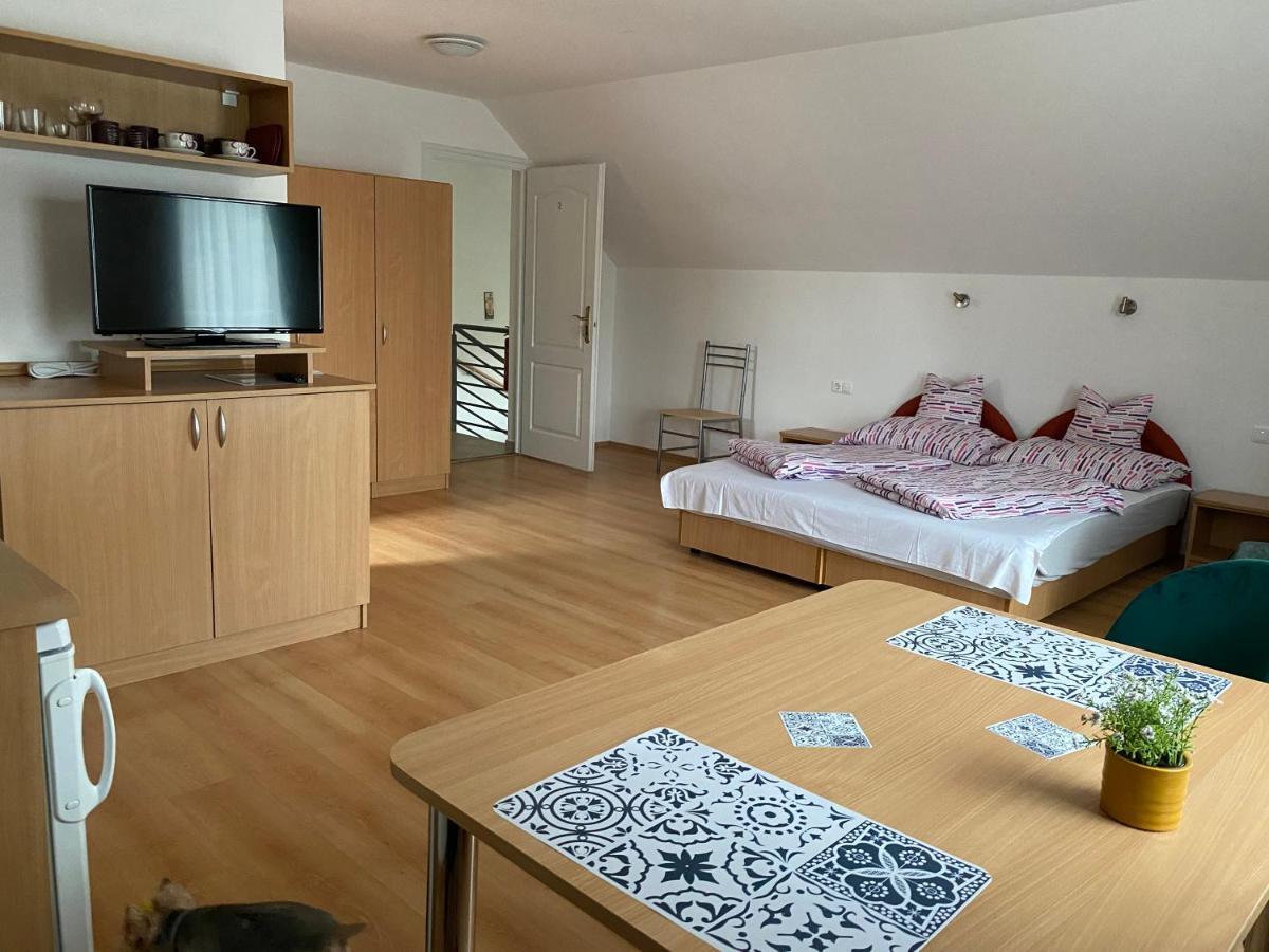 شقة زلاكاروس  في Bonita Apartmanhaz المظهر الخارجي الصورة