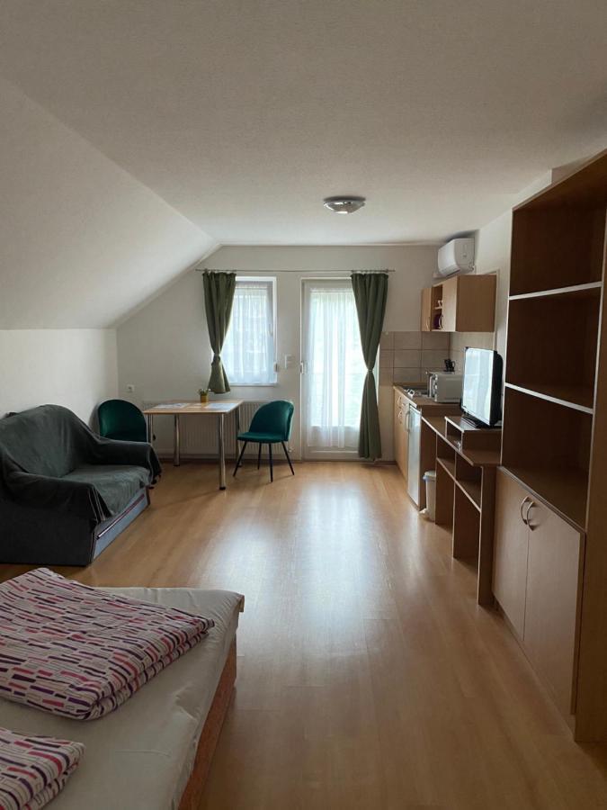 شقة زلاكاروس  في Bonita Apartmanhaz المظهر الخارجي الصورة
